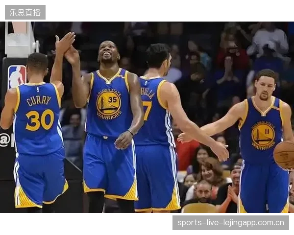 NBA球星空中漂移三分命中，全场震撼引爆篮球狂潮