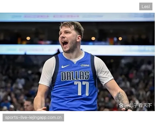NBA独行侠东契奇节奏变化两次晃人轻松得分
